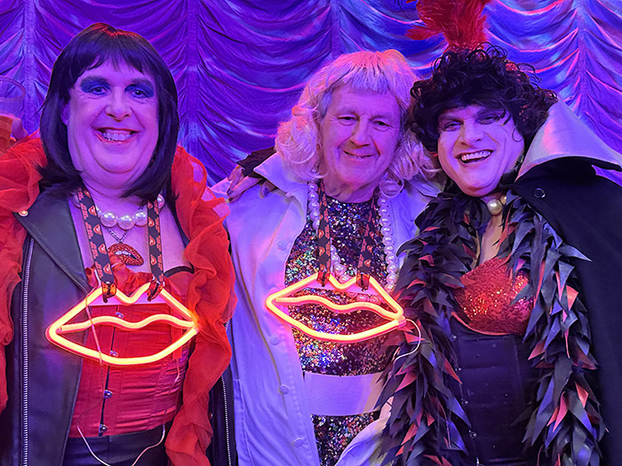 Image Copyright Pat H / TimeWarp - Click to return