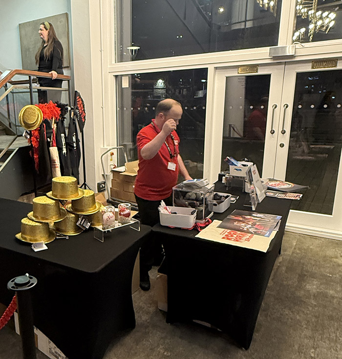 Image Copyright Pat H / TimeWarp - Click to return