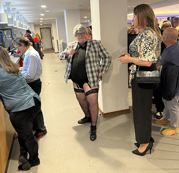 Image Copyright Pat H / TimeWarp - Click to return