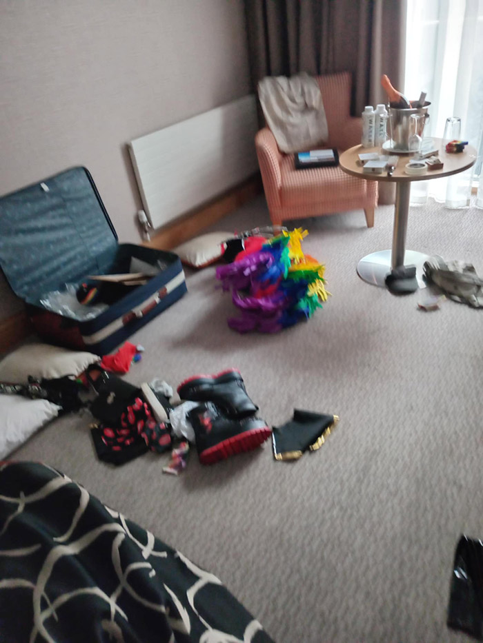 Image Copyright James H / TimeWarp - Click to return