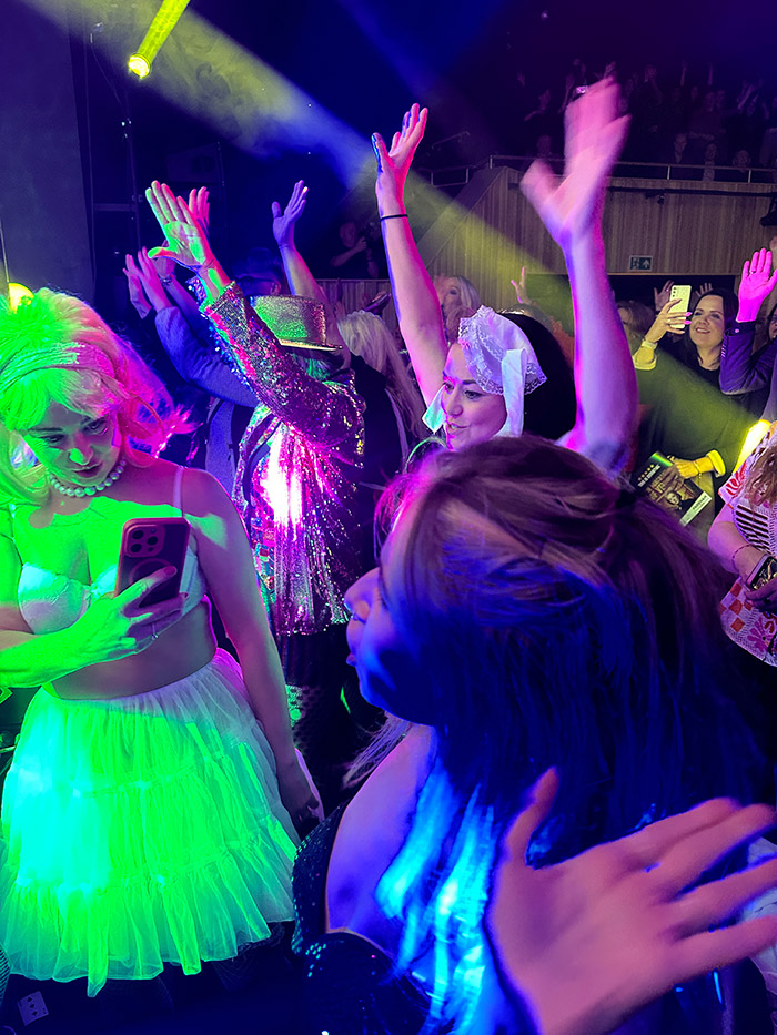 Image Copyright Pat H / TimeWarp - Click to return