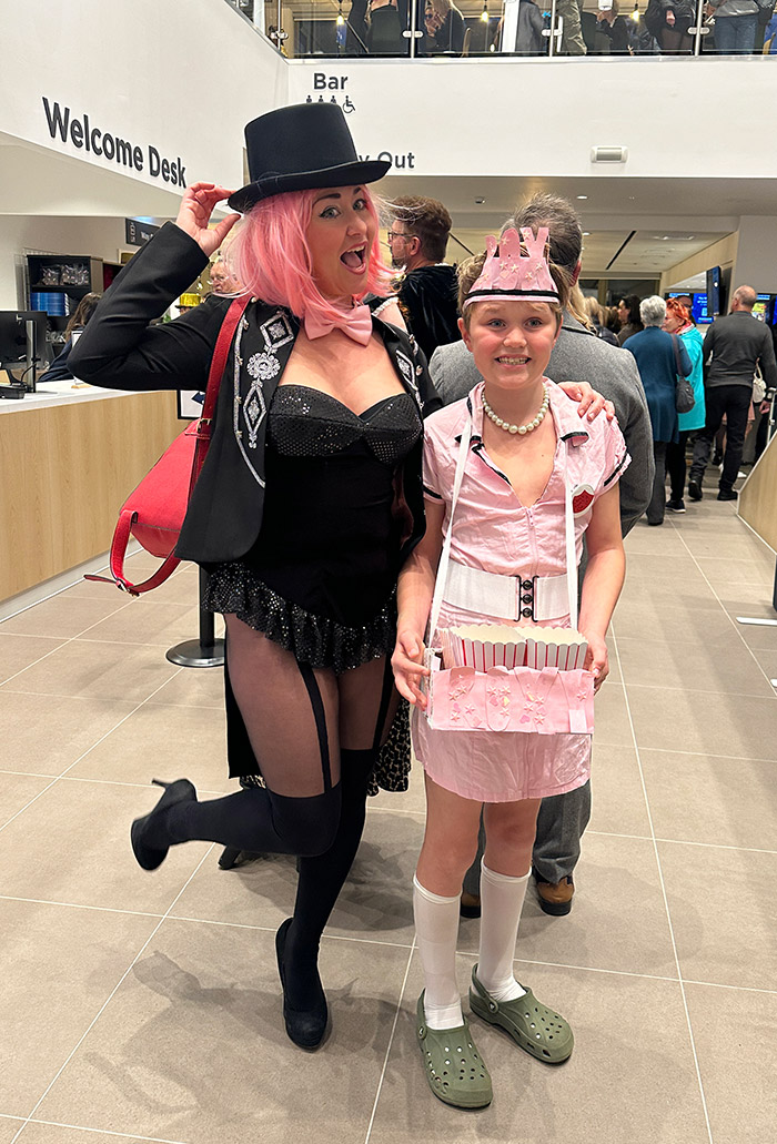 Image Copyright Pat H / TimeWarp - Click to return