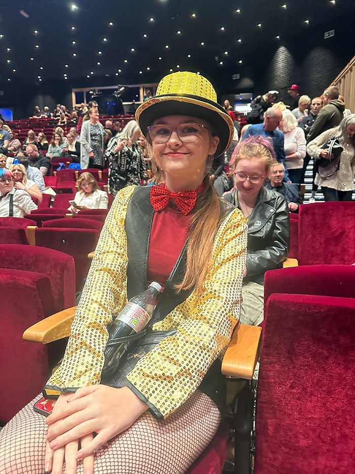 Image Copyright Pat H / TimeWarp - Click to return