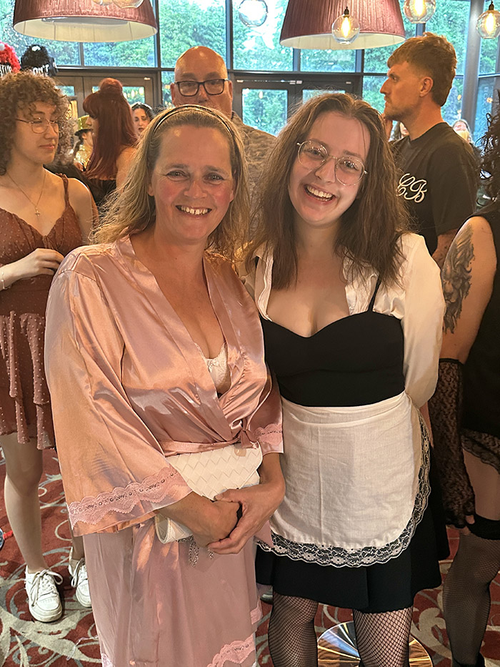 Image Copyright Pat H / TimeWarp - Click to return