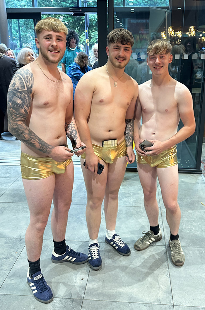 Image Copyright Pat H / TimeWarp - Click to return