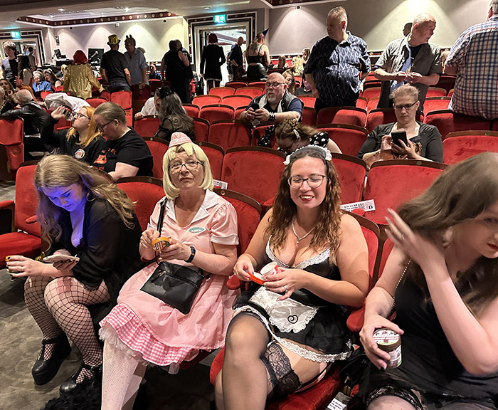 Image Copyright Pat H / TimeWarp - Click to return