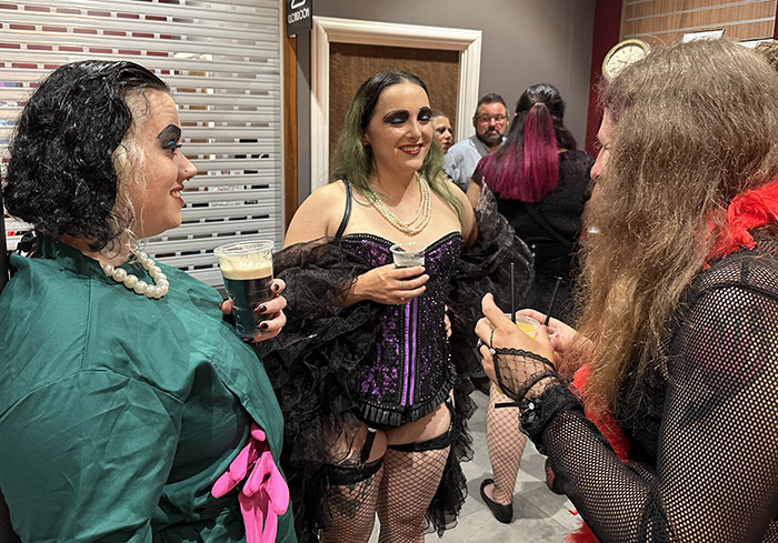 Image Copyright Pat H / TimeWarp - Click to return