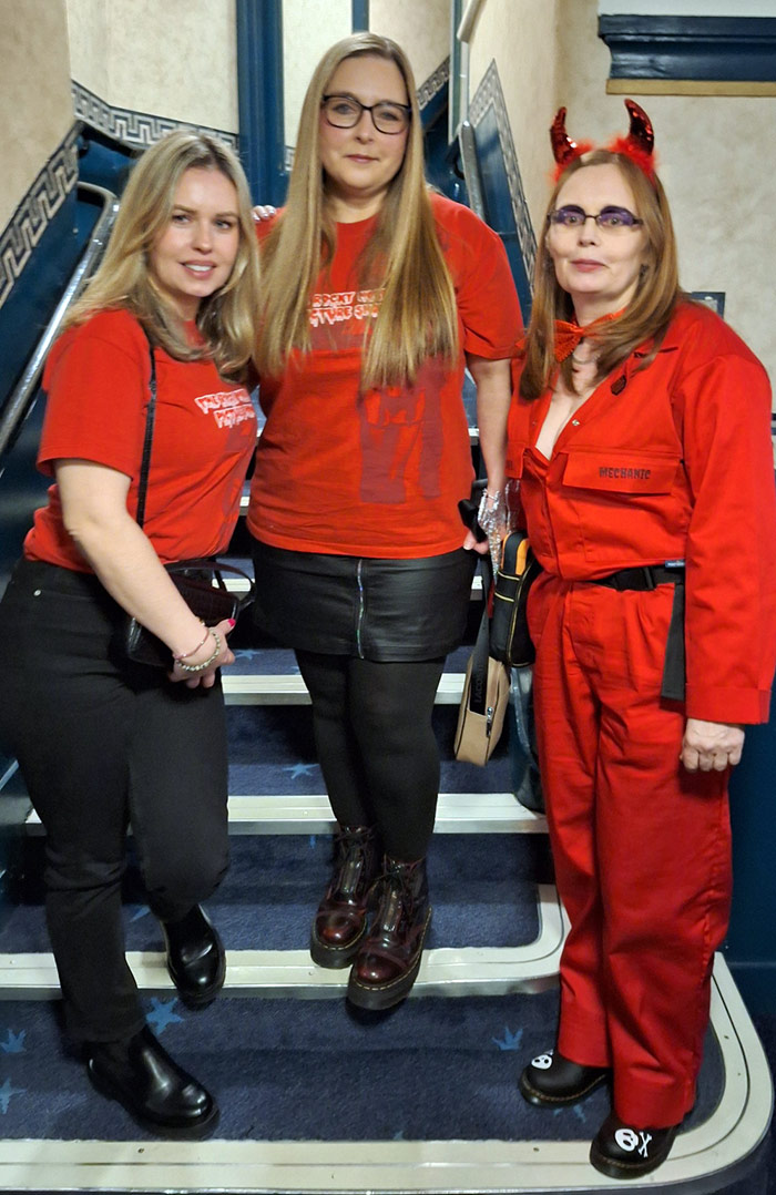 Image Copyright Helen & Max / TimeWarp - Click to return