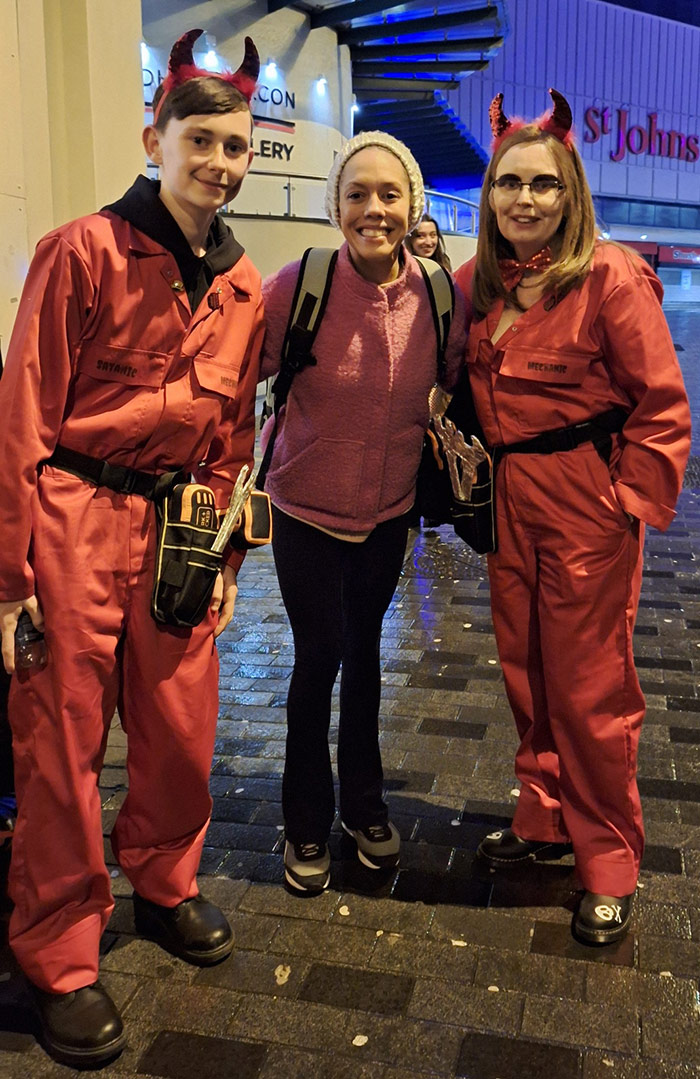 Image Copyright Helen & Max / TimeWarp - Click to return