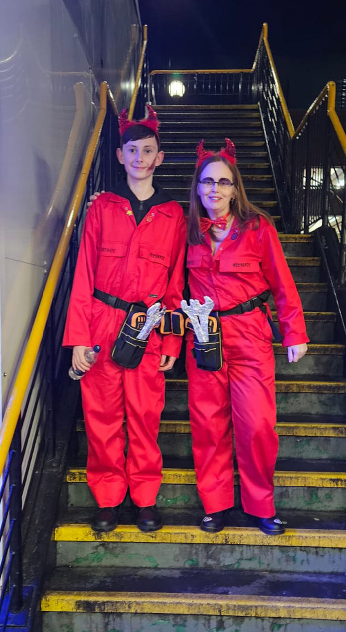 Image Copyright Helen & Max / TimeWarp - Click to return