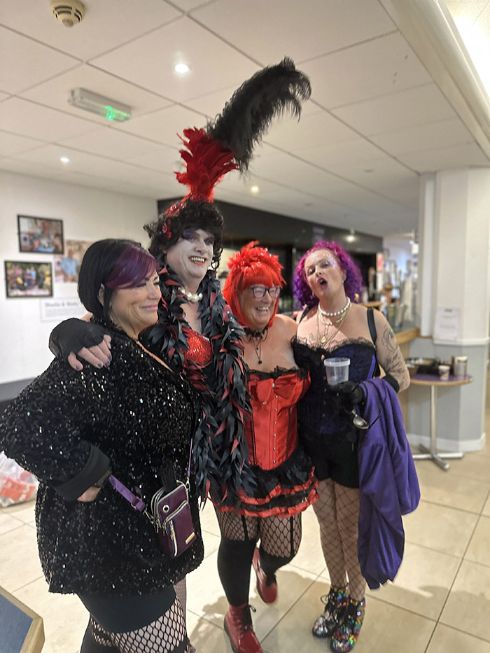 Image Copyright Pat H / TimeWarp - Click to return