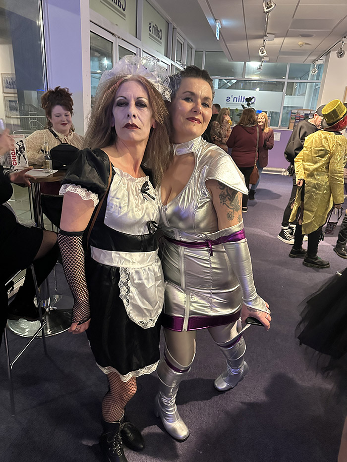 Image Copyright Pat H / TimeWarp - Click to return