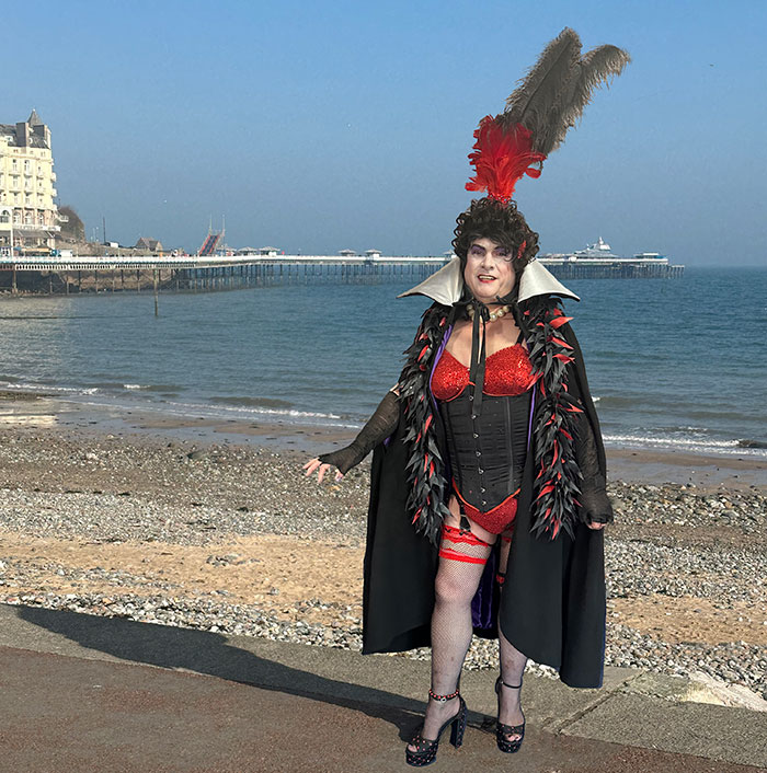 Image Copyright Pat H / TimeWarp - Click to return