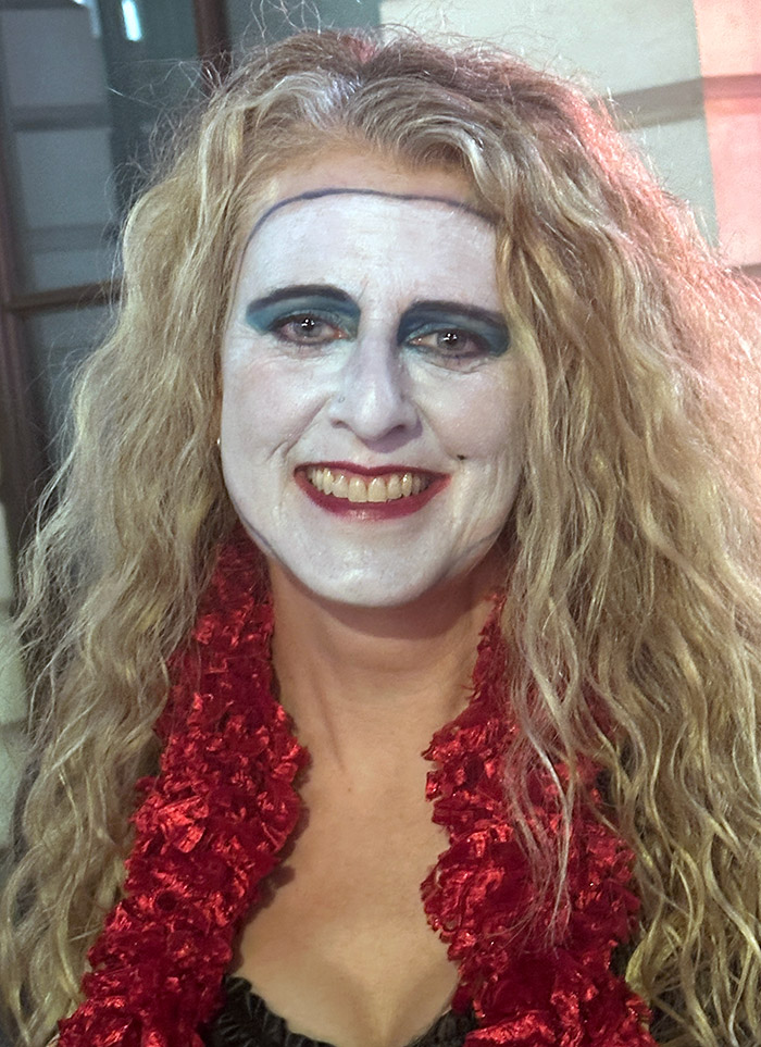 Image Copyright Julie J / TimeWarp - Click to return