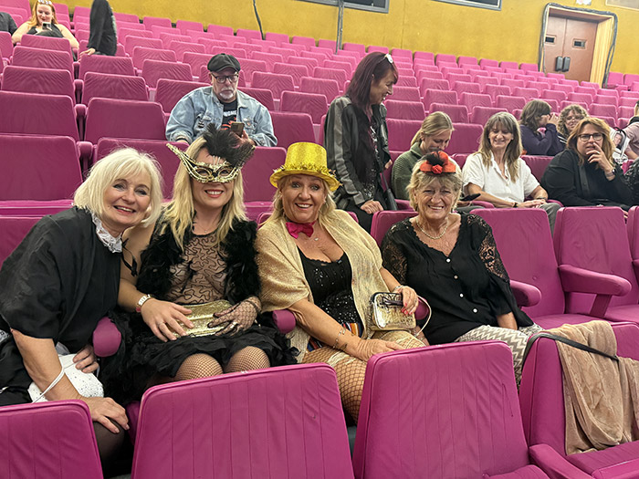 Image Copyright Pat H / TimeWarp - Click to return