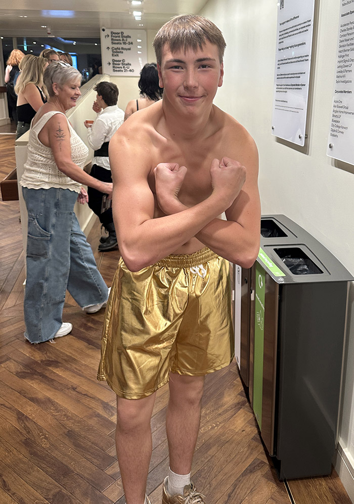 Image Copyright Pat H / TimeWarp - Click to return