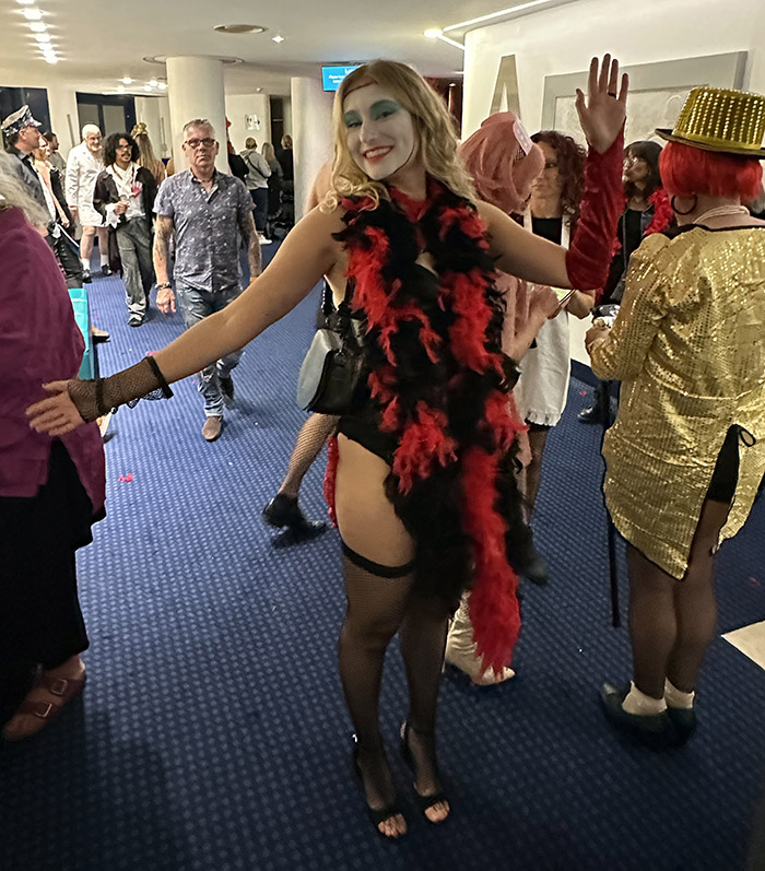 Image Copyright Pat H / TimeWarp - Click to return