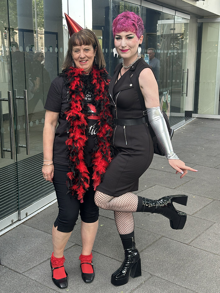 Image Copyright Pat H / TimeWarp - Click to return