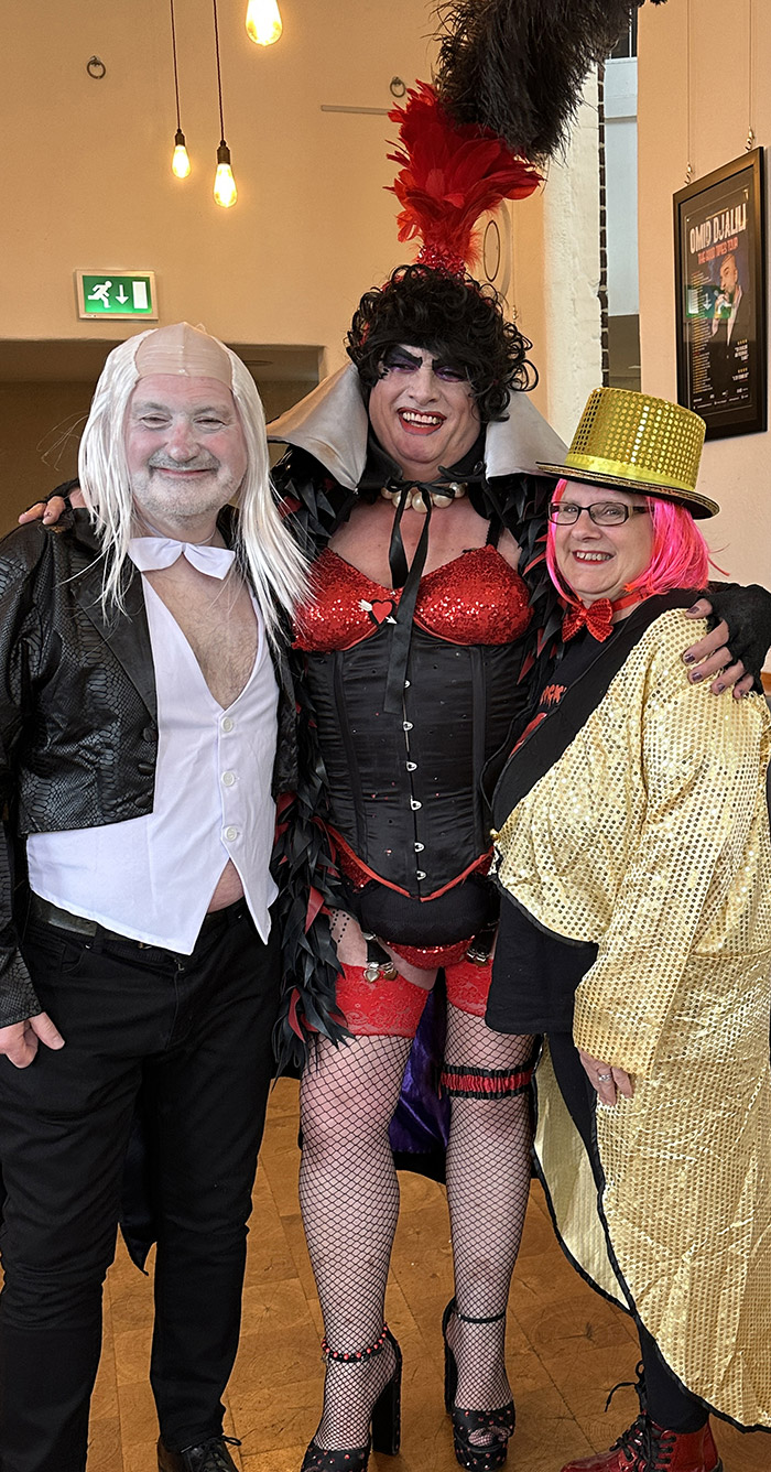 Image Copyright Pat H / TimeWarp - Click to return