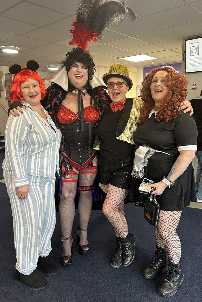 Image Copyright Pat H / TimeWarp - Click to return