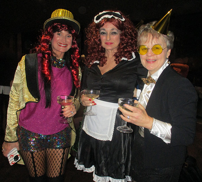 Image Copyright Julie J / TimeWarp - Click to return