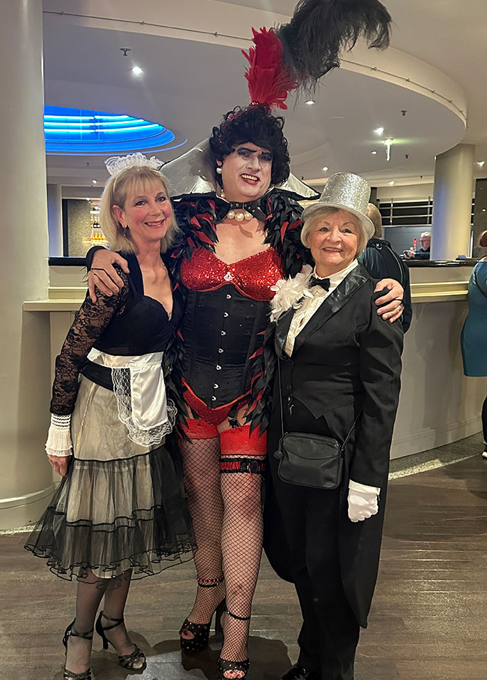 Image Copyright Pat H / TimeWarp - Click to return