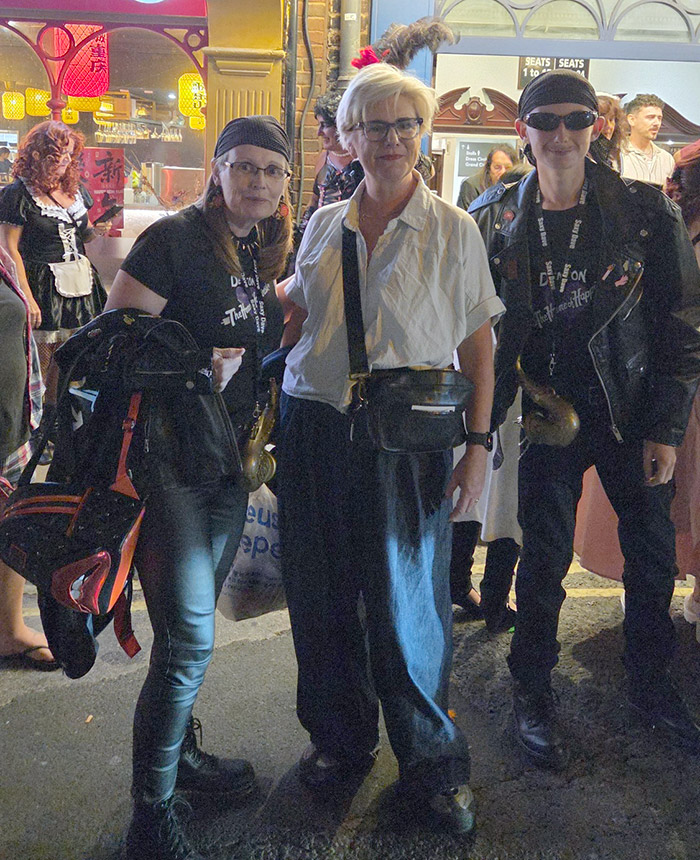 Image Copyright Helen / TimeWarp - Click to return